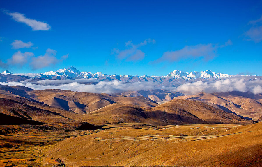Southern-Plateau-China-Tibet-Mount-Everest.jpg