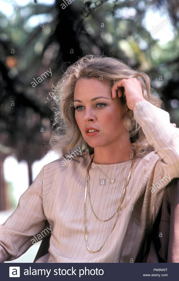 studio-publicity-still-from-the-users-michelle-phillips-1978-aaron-spelling-productions-all-rights-reserved-file-reference-31720016tha-for-editorial-use-only-PM9W0T.jpg