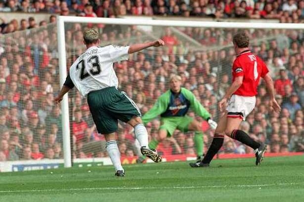 image-3-liverpool-fc-v-manchester-united-some-of-the-highlights-of-the-past-battles-797767091.jpg